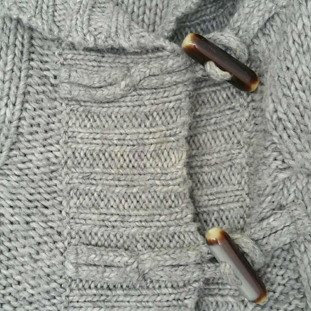 SOLD Nordstrom tucker+tate batwing cape sweater - Picture 2 of 6